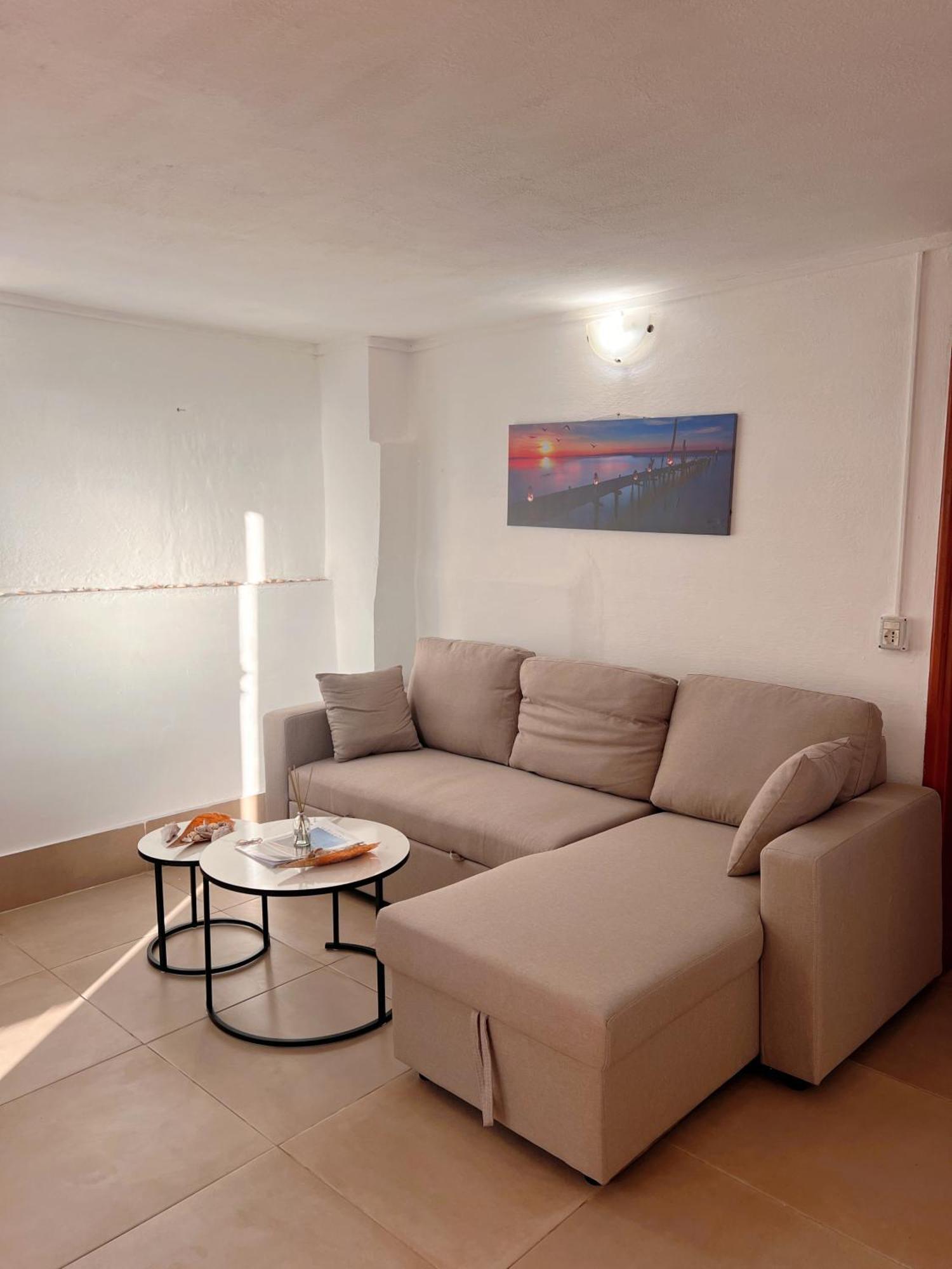 דרמי Petra Oliva Apartment מראה חיצוני תמונה